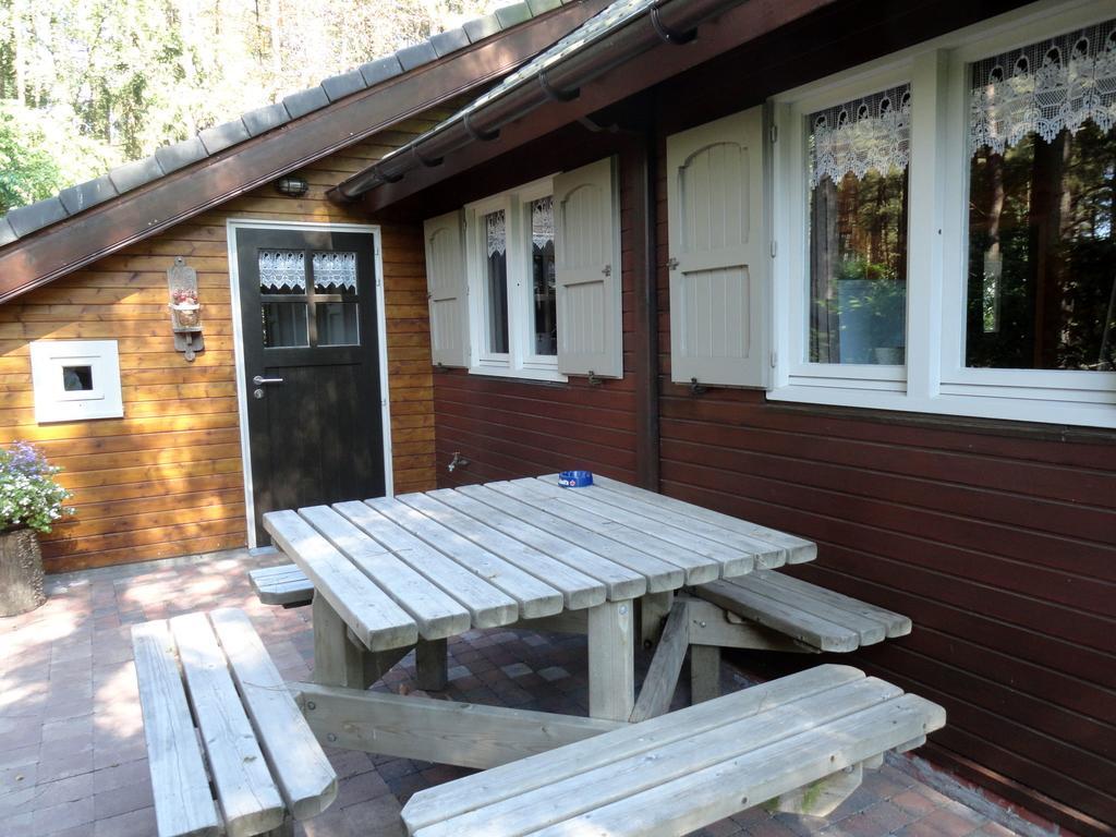 Luxurious Chalet In Oud Turnhout With Large Garden Villa Oud-Turnhout Buitenkant foto